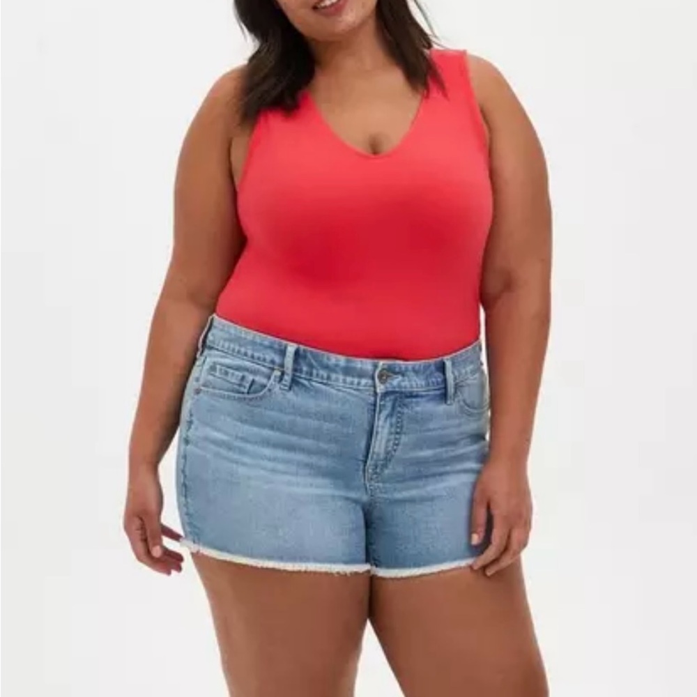 Torrid Size 2 Tea Berry Foxy V - Neck Tank Gently Used